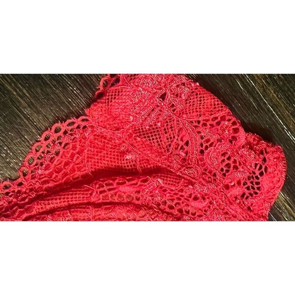 Wacoal red lace luscious push up bra size 38B with lace discontinued style 65897 - Picture 4 of 8